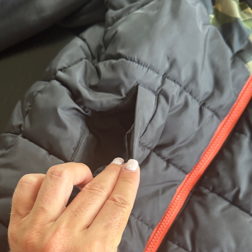 Nike Kids Camo Puffer Jacket - Black and Green - Picture 6 of 7